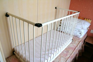 Carlton cot